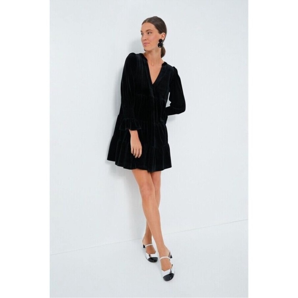 POMANDER PLACE by Tuckernuck Black Velvet Kenzo Dress Size XS Tiered Mini Swing
